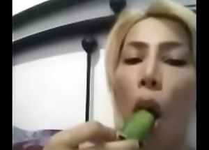 Arab Wife Fucking Her Pussy Respecting a Vegetable! HOOOOT! Be proper of Up : http //linkshrink.net/7YlwmK